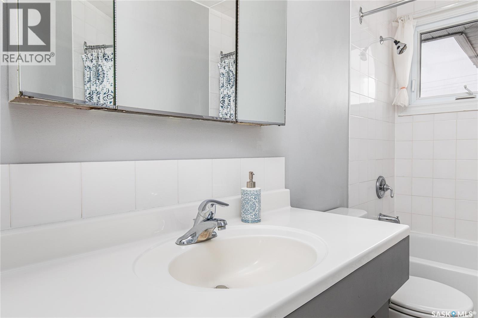 219 Cedar Crescent, Caronport, Saskatchewan  S0H 0S0 - Photo 21 - SK031915