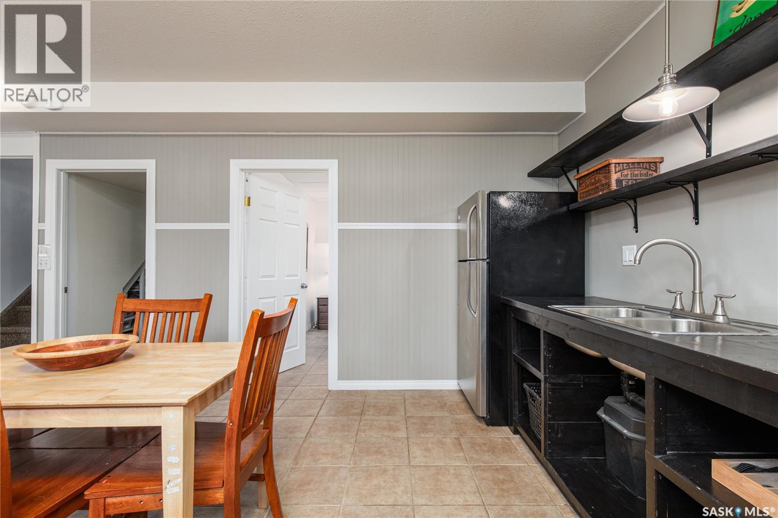 219 Cedar Crescent, Caronport, Saskatchewan  S0H 0S0 - Photo 30 - SK031915