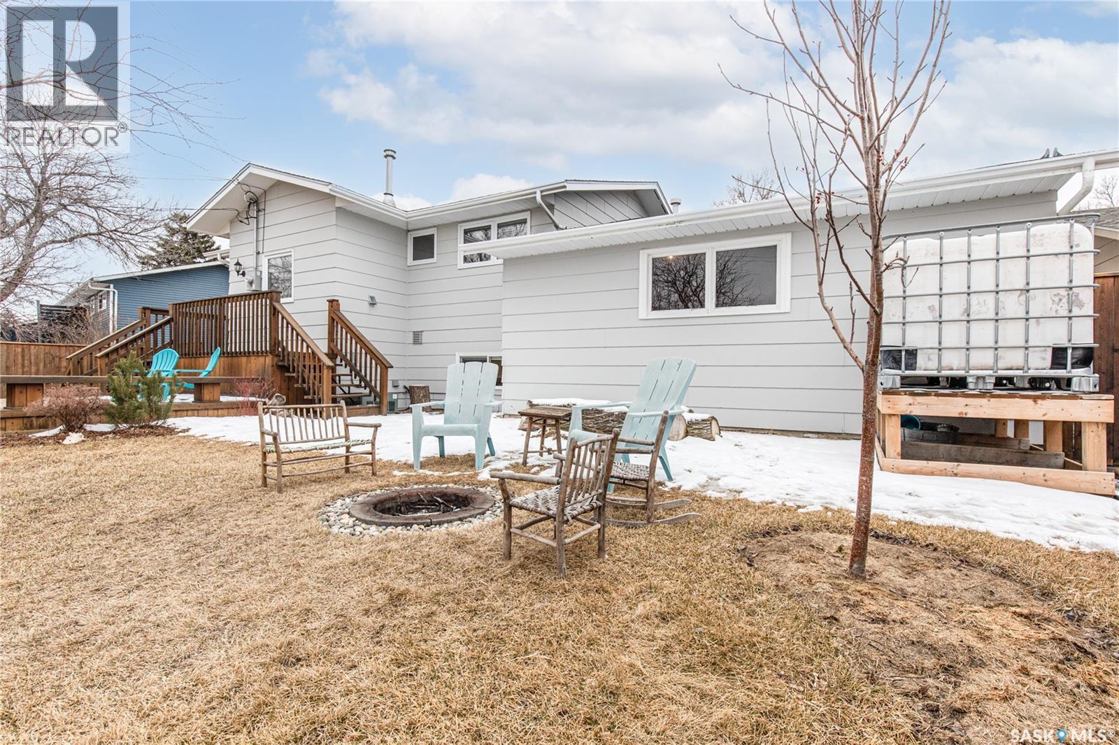 219 Cedar Crescent, Caronport, Saskatchewan  S0H 0S0 - Photo 44 - SK031915