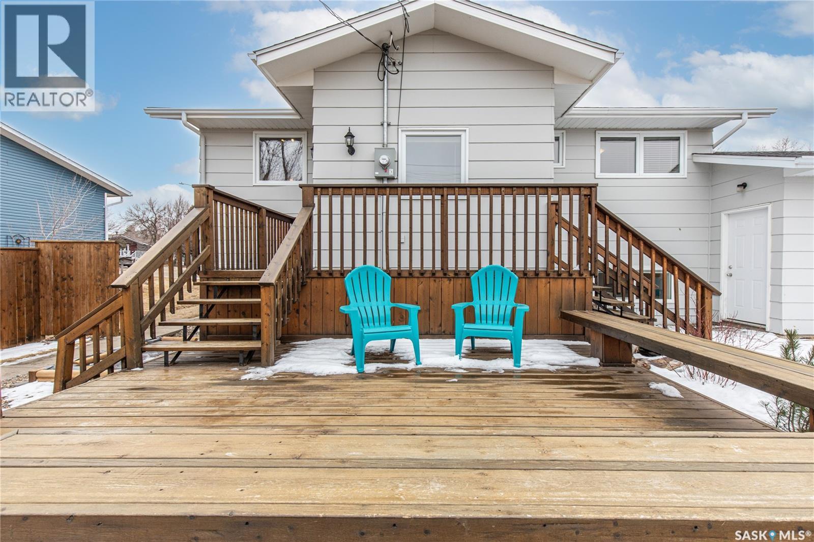 219 Cedar Crescent, Caronport, Saskatchewan  S0H 0S0 - Photo 46 - SK031915