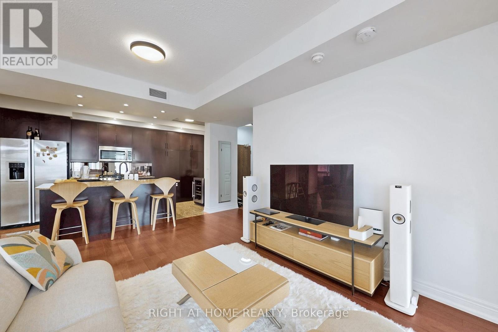 1109 - 100 Hayden Street, Toronto, Ontario  M4Y 3C7 - Photo 14 - C12938950