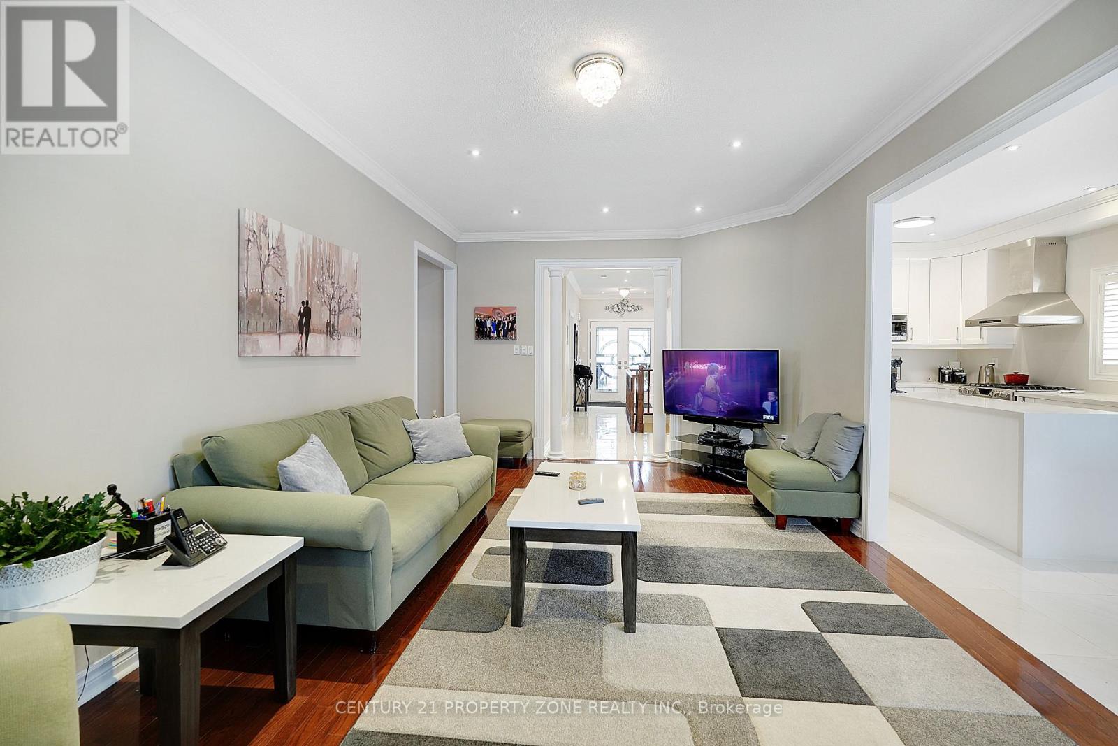 38 Castlegate Boulevard, Brampton (Bram East), Ontario  L6P 2L3 - Photo 9 - W12951540