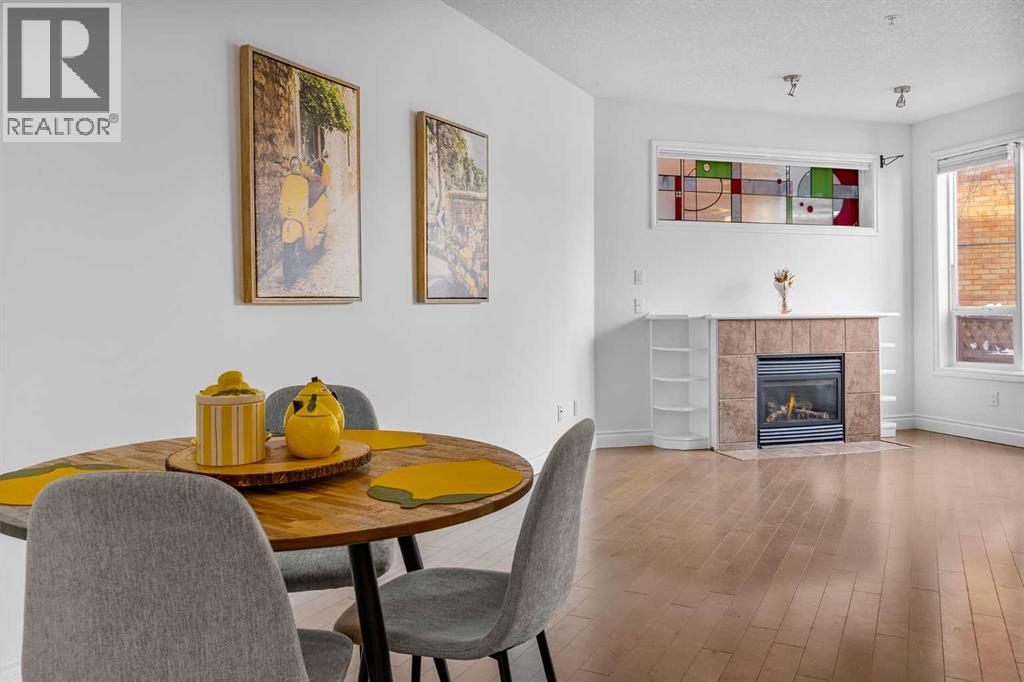 2, 2040 35 Avenue SW, Calgary, Alberta