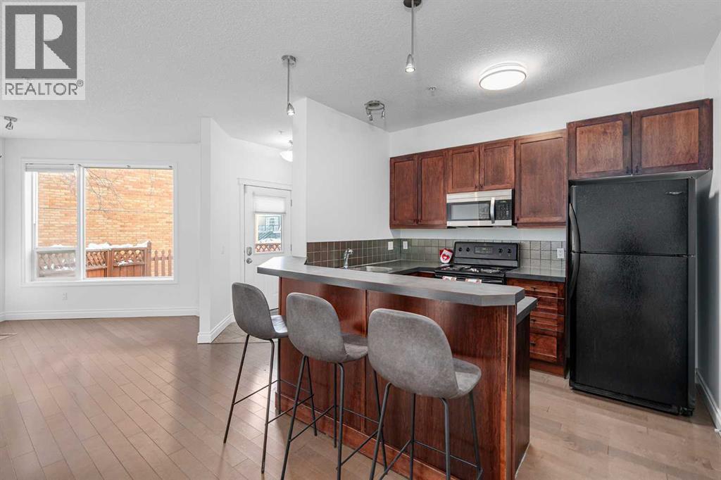 2, 2040 35 Avenue SW, Calgary, Alberta  T2T 2E1 - Photo 9 - A2298856