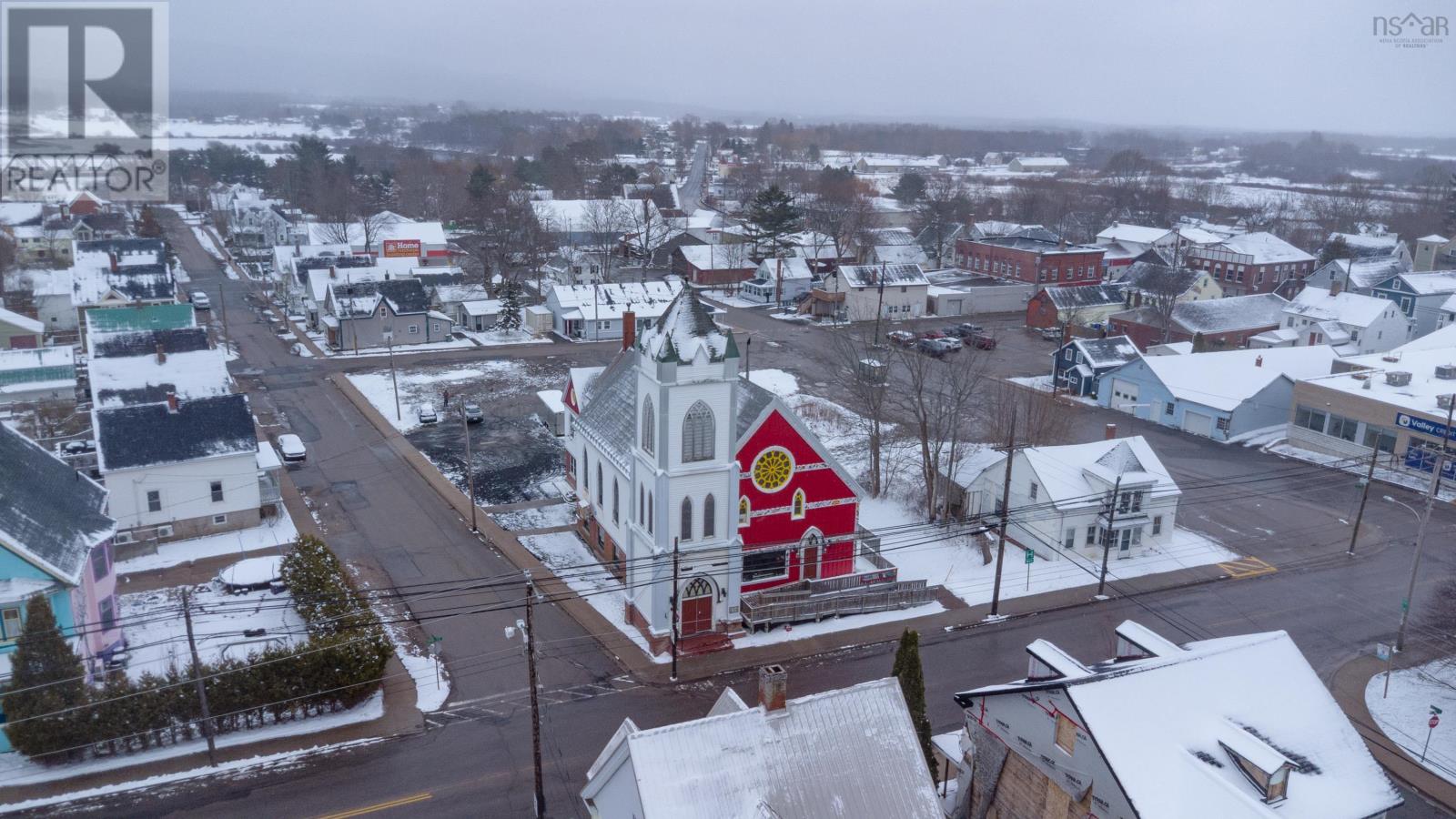 298 Granville Street, Bridgetown, Nova Scotia  B0S 1C0 - Photo 2 - 202605967