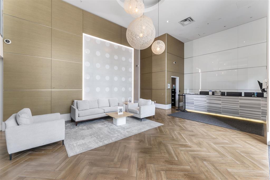 2410 9981 Whalley Boulevard, Surrey, British Columbia  V3T 0G6 - Photo 8 - R3092318