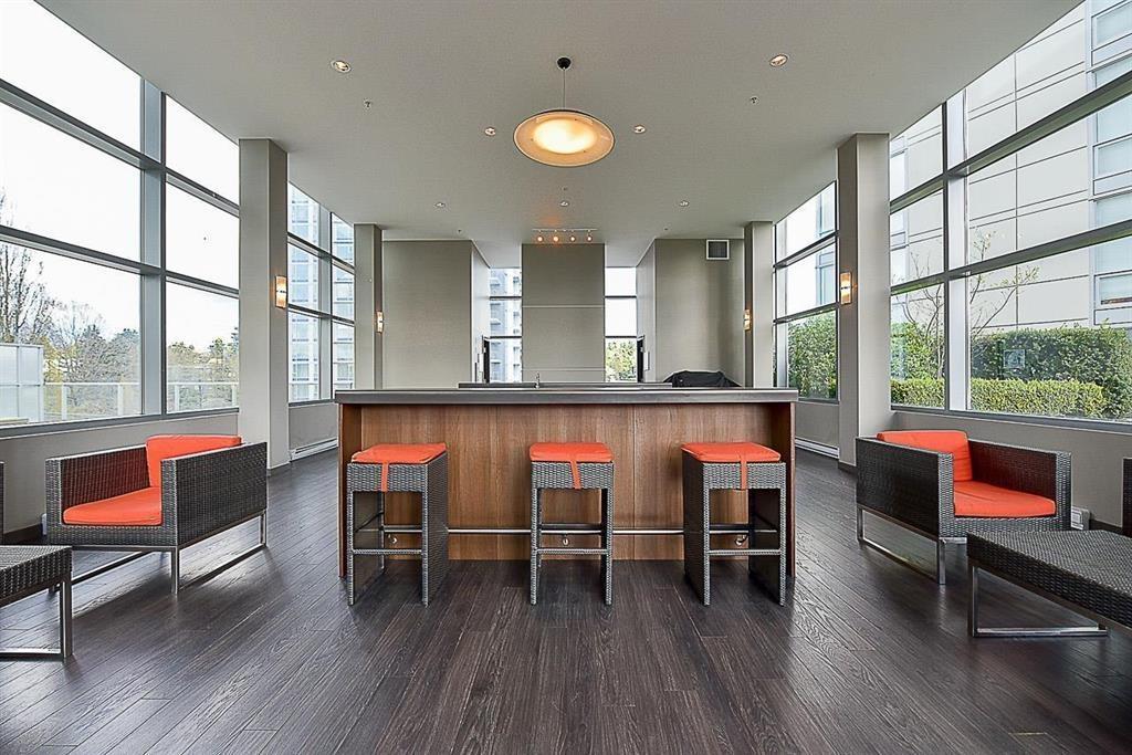 2410 9981 Whalley Boulevard, Surrey, British Columbia  V3T 0G6 - Photo 9 - R3092318