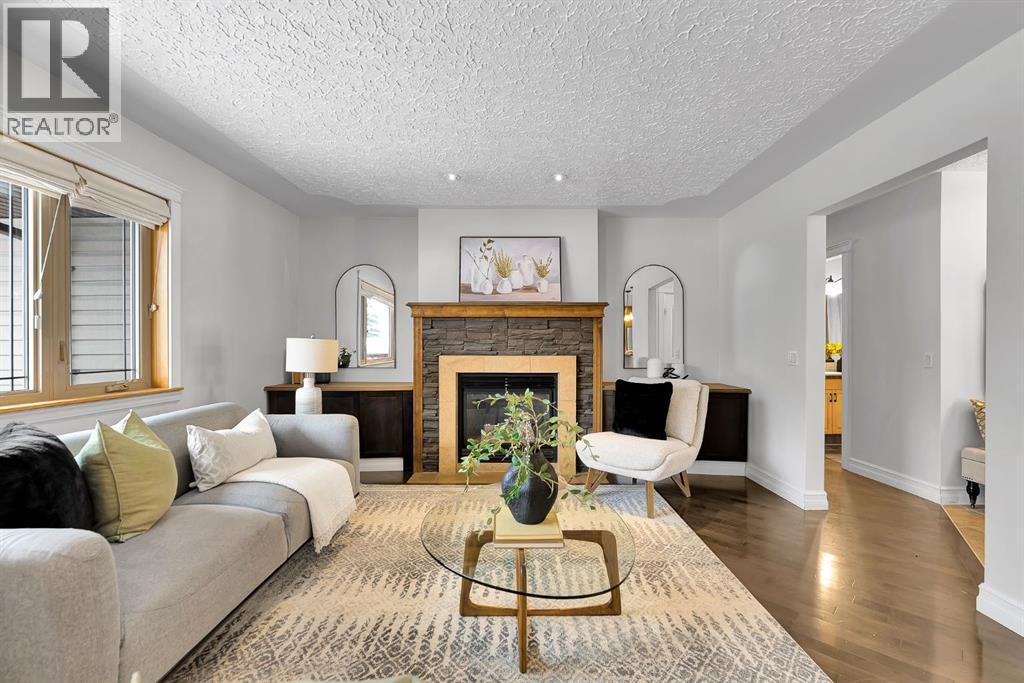 4712 Grove Hill Road SW, Calgary, Alberta  T3E 4G2 - Photo 11 - A2293617