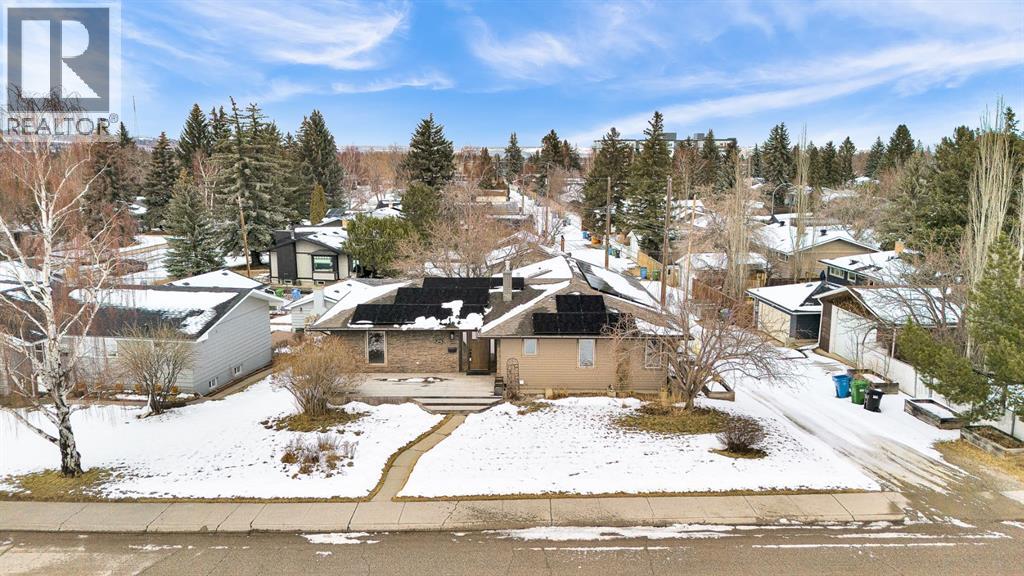 4712 Grove Hill Road SW, Calgary, Alberta  T3E 4G2 - Photo 23 - A2293617