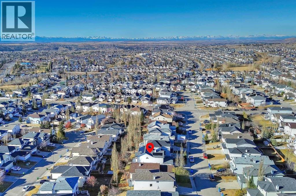 42 Tuscarora Way Nw, Calgary, Alberta  T3L 2G9 - Photo 4 - A2298489