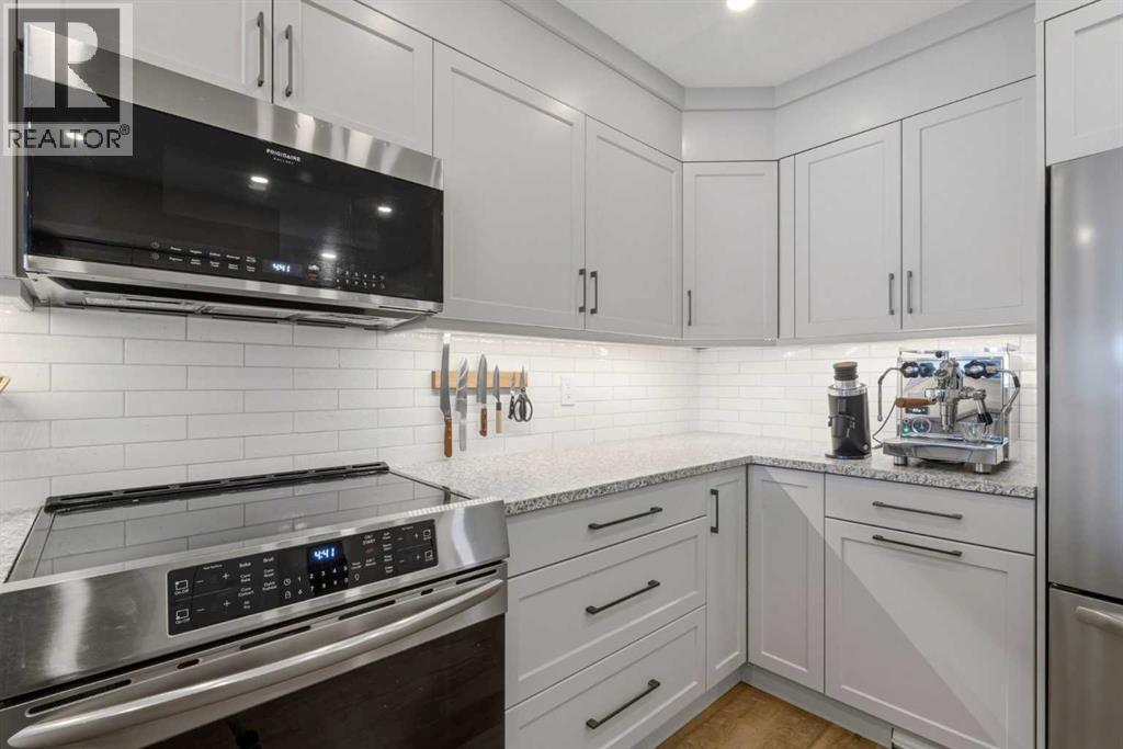 85 Cedarview Mews SW, Calgary, Alberta  T2W 6H8 - Photo 14 - A2298844