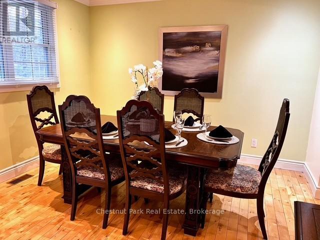 135 Christopher Avenue, Wasaga Beach, Ontario  L9Z 1S4 - Photo 9 - S12947514