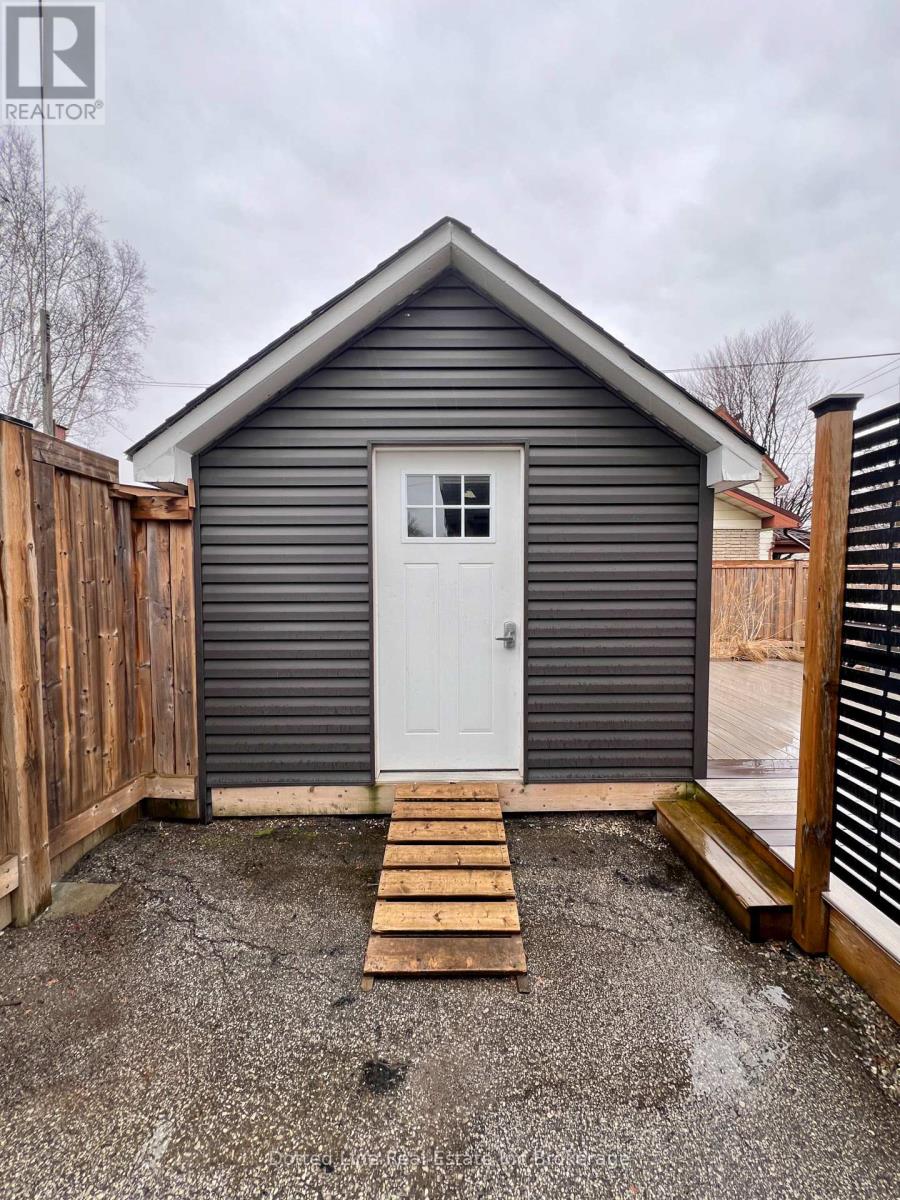 19 Wolf Street, Tillsonburg, Ontario  N4G 1S2 - Photo 14 - X12957212