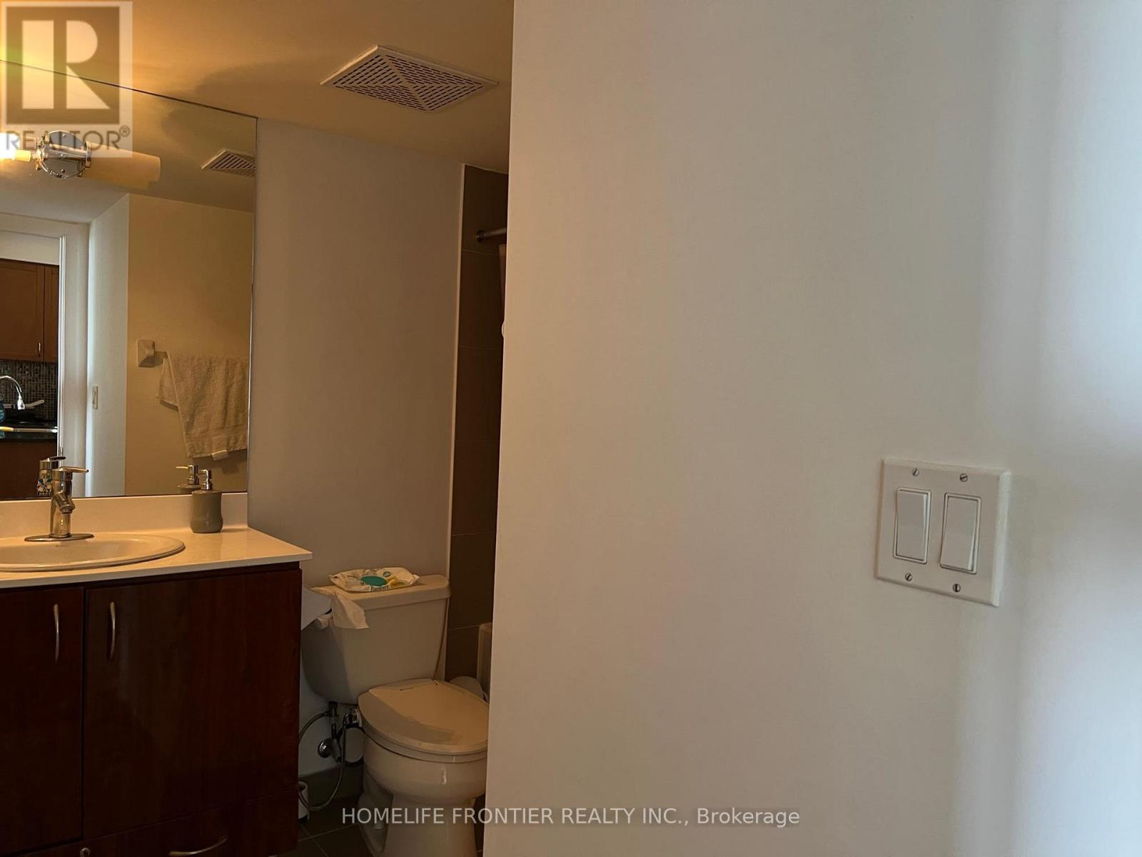 2302 - 5793 Yonge Street, Toronto, Ontario  M2M 0A9 - Photo 13 - C12773912