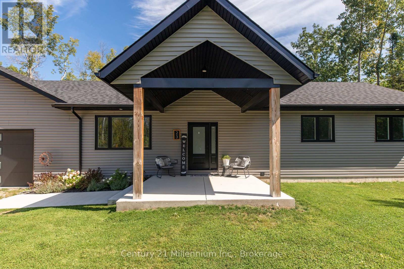 23 Hemlock Road, South Bruce Peninsula, Ontario  N0H 2T0 - Photo 2 - X12957146