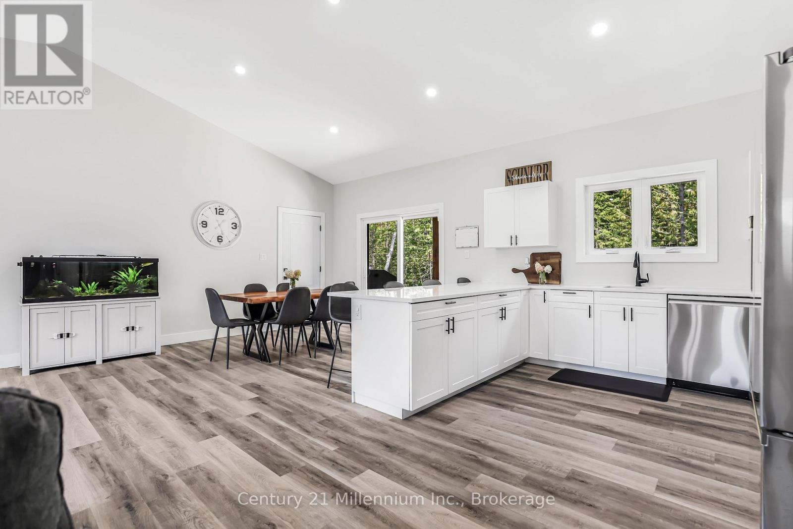 23 Hemlock Road, South Bruce Peninsula, Ontario  N0H 2T0 - Photo 28 - X12957146