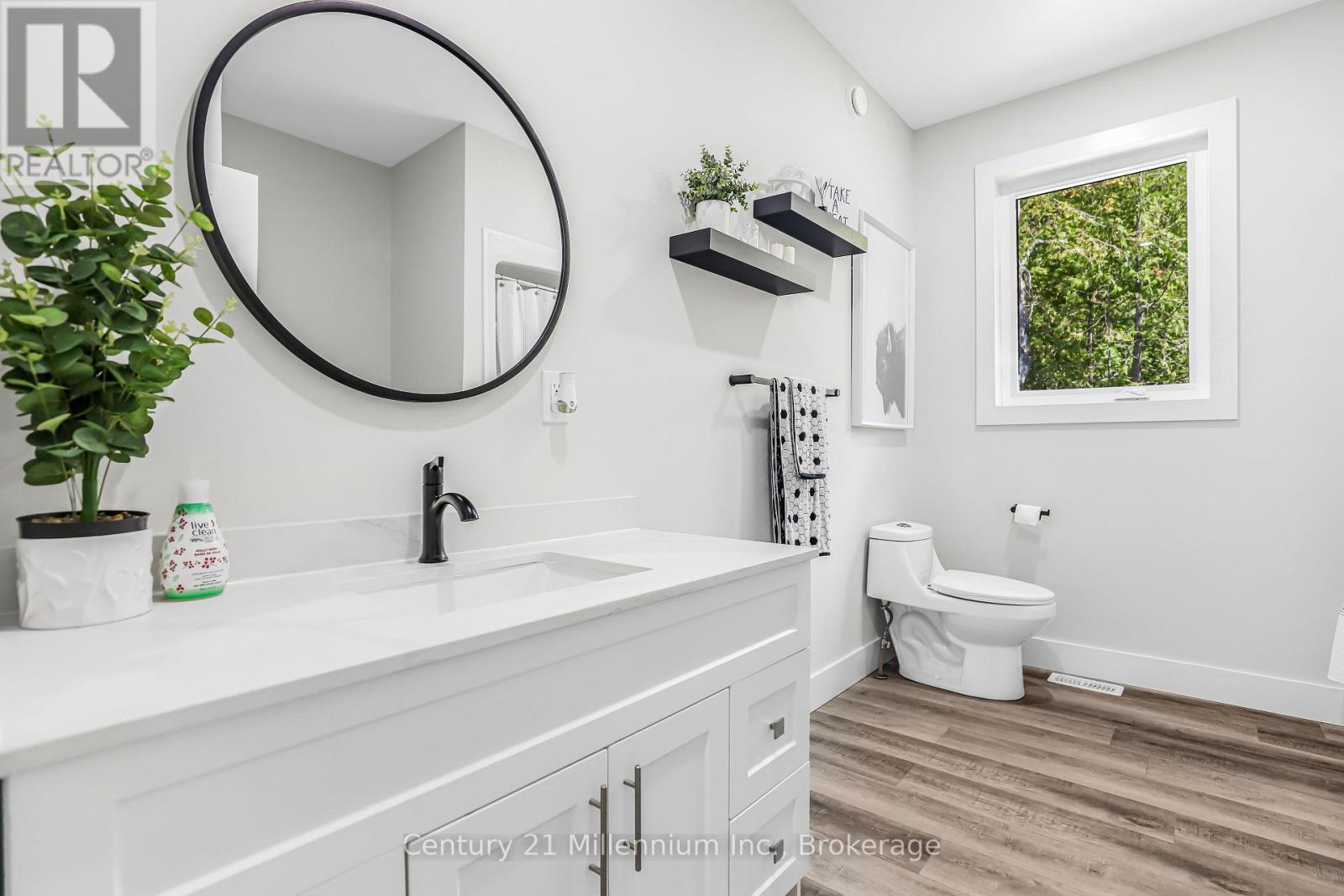 23 Hemlock Road, South Bruce Peninsula, Ontario  N0H 2T0 - Photo 38 - X12957146