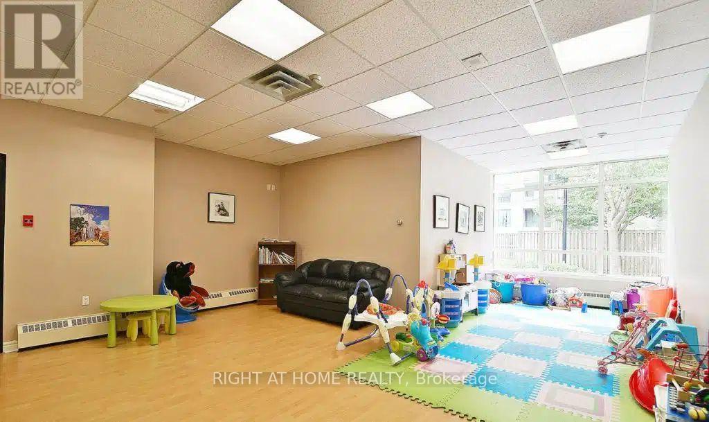 905 - 7 Bishop Avenue, Toronto, Ontario M2M 4J4 - Photo 22 - C12957110