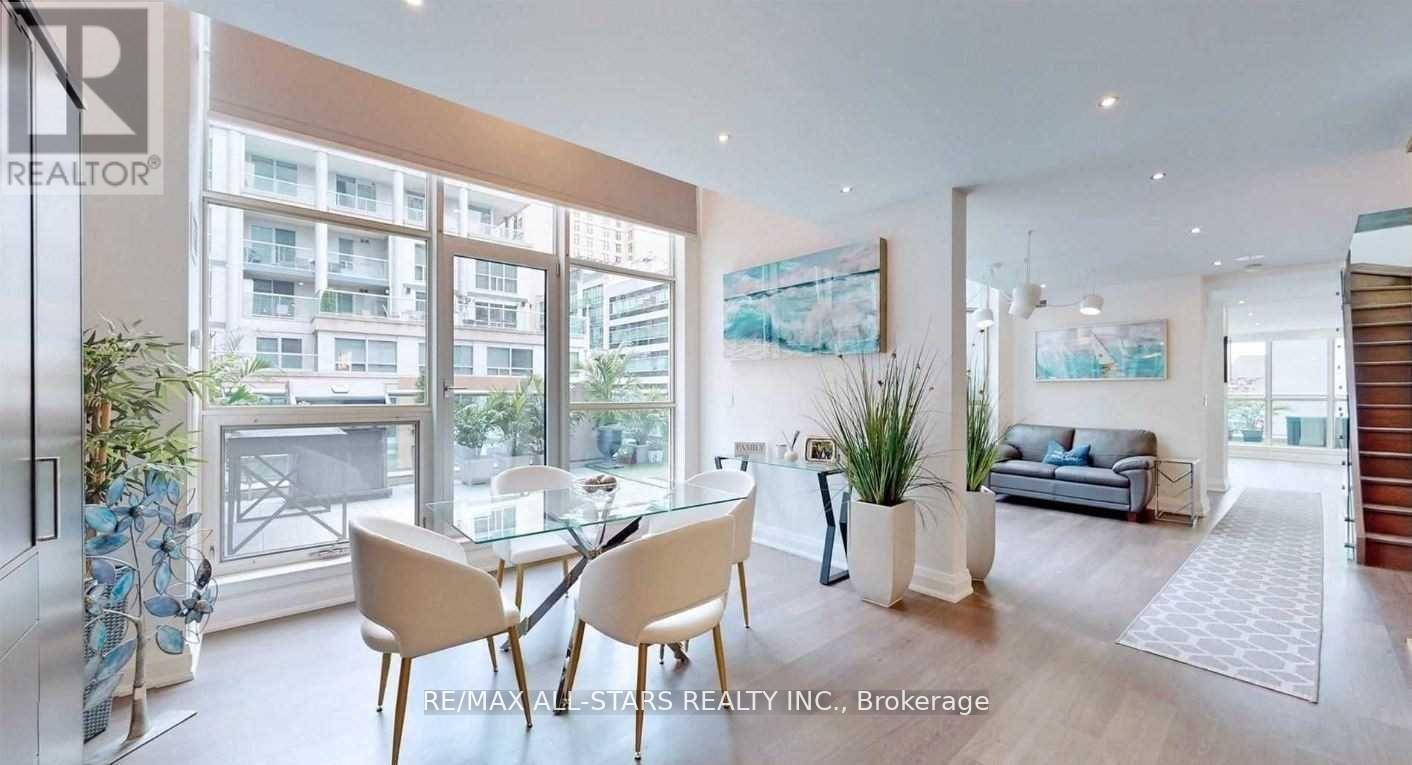 711 & 712 - 36 Blue Jays Way, Toronto, Ontario  M5V 3T3 - Photo 10 - C12957198