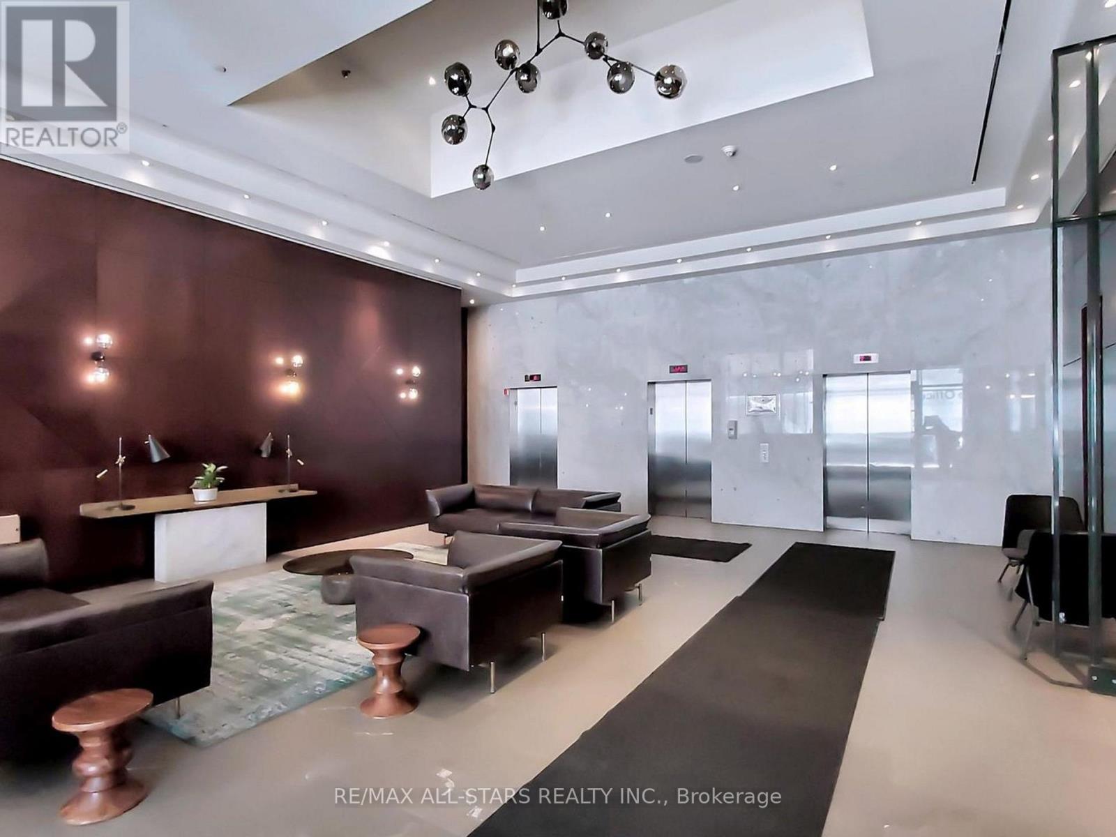 711 & 712 - 36 Blue Jays Way, Toronto, Ontario  M5V 3T3 - Photo 38 - C12957198