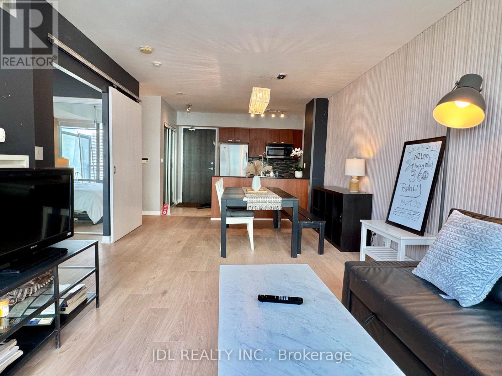 1607 - 22 Wellesley Street E, Toronto, Ontario  M4Y 1G3 - Photo 15 - C12957204