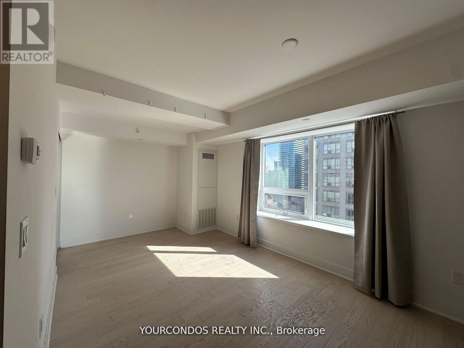 1406 - 955 Bay Street, Toronto, Ontario  M5S 0C6 - Photo 7 - C12957226