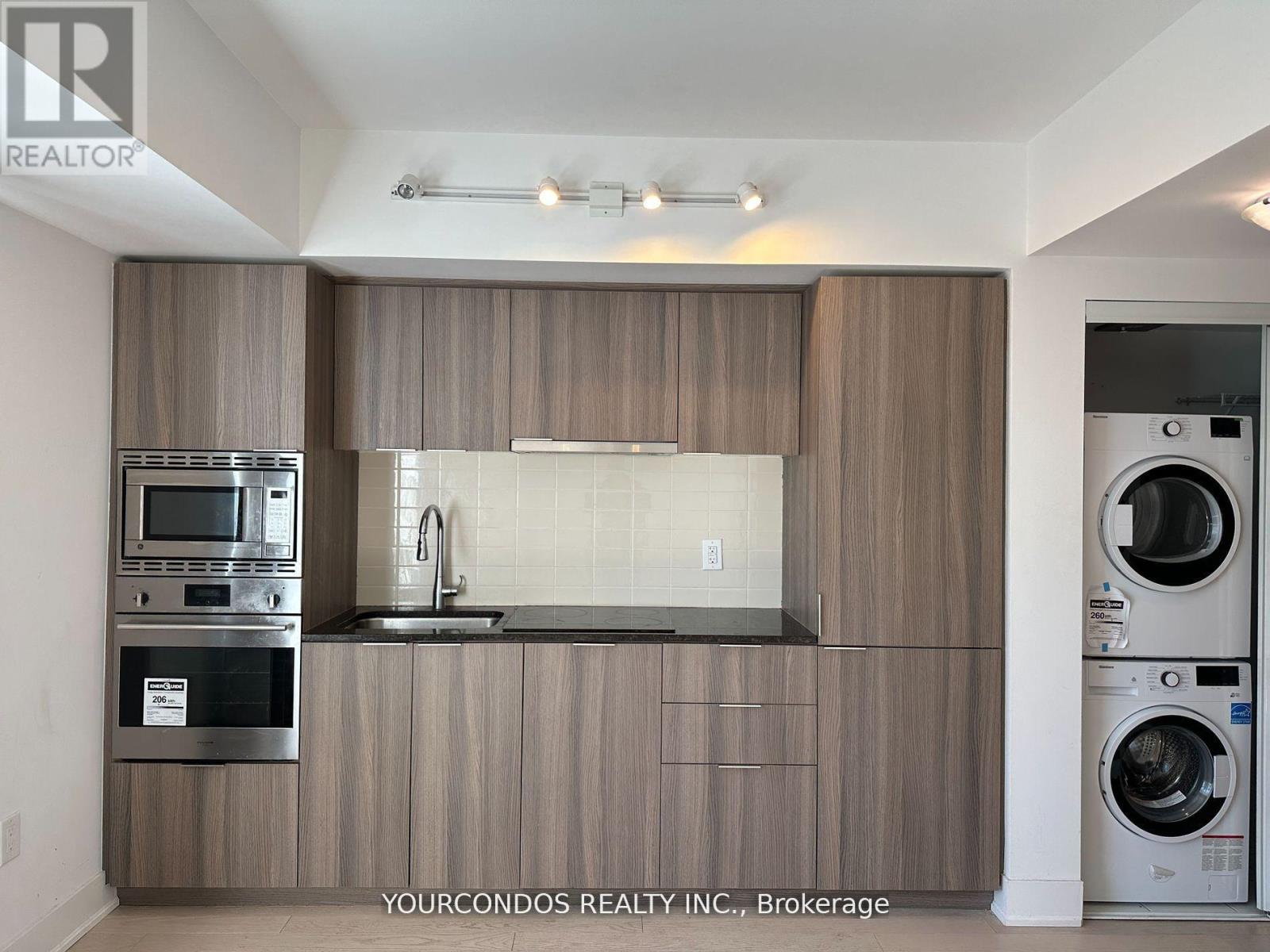 1406 - 955 Bay Street, Toronto, Ontario  M5S 0C6 - Photo 8 - C12957226