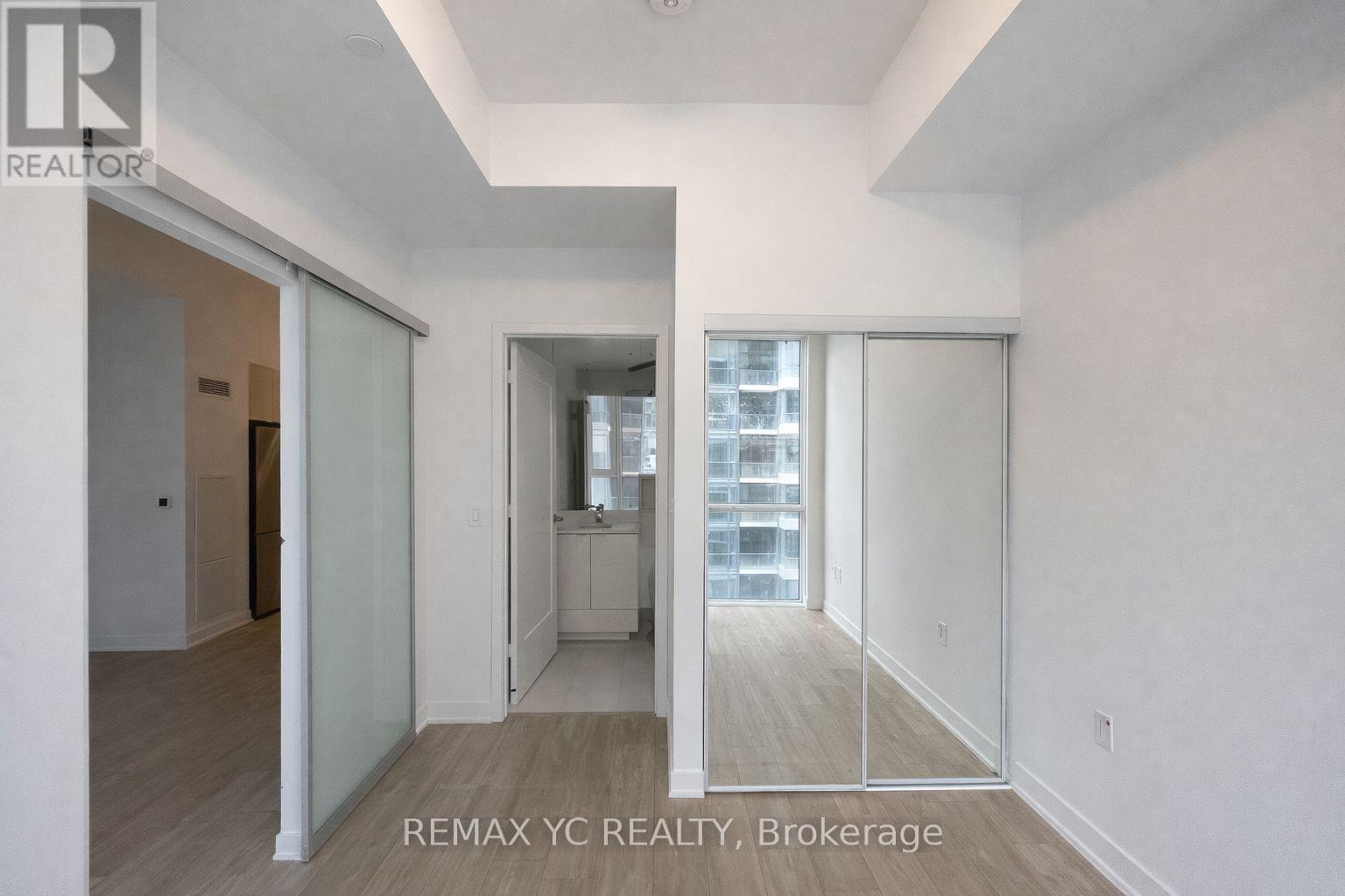 1738 - 135 Lower Sherbourne Street W, Toronto, Ontario  M5A 1Y4 - Photo 2 - C12957228