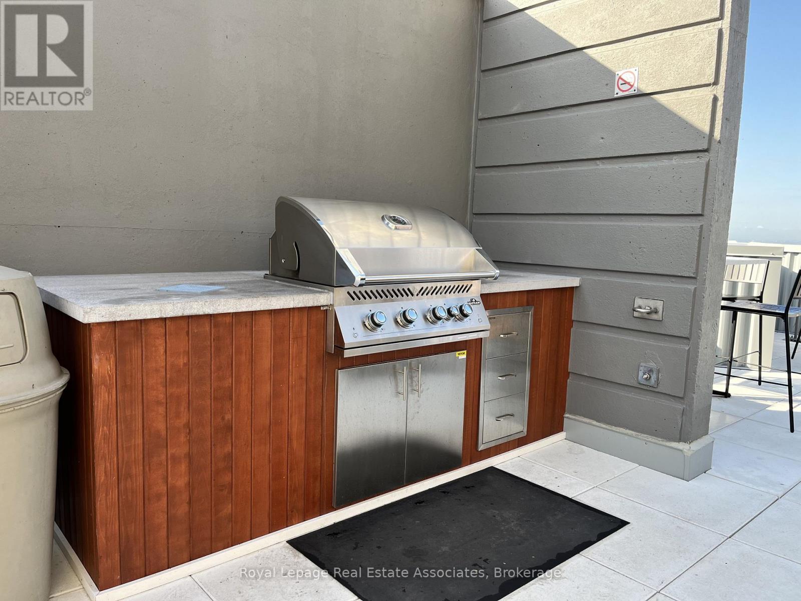 2603 - 270 Queens Quay W, Toronto, Ontario  M5J 2N4 - Photo 12 - C12957236