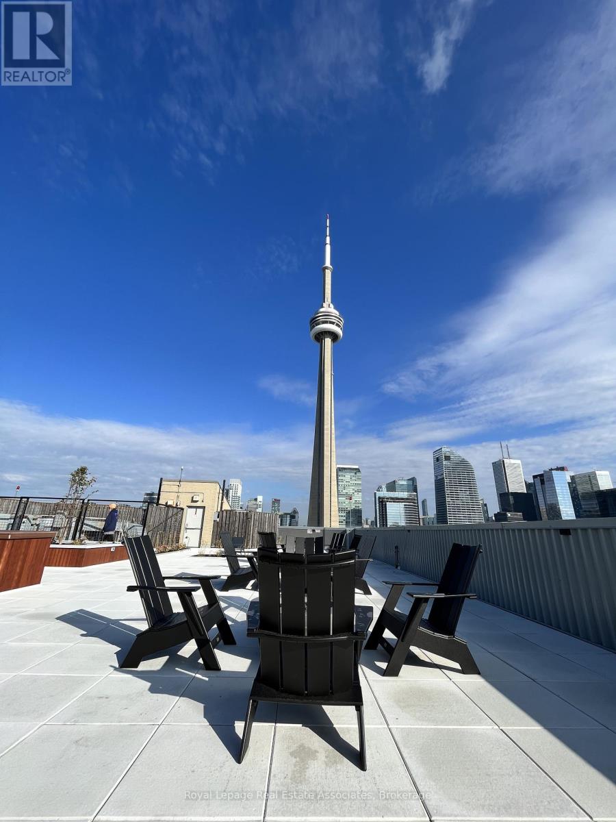 2603 - 270 Queens Quay W, Toronto, Ontario  M5J 2N4 - Photo 14 - C12957236