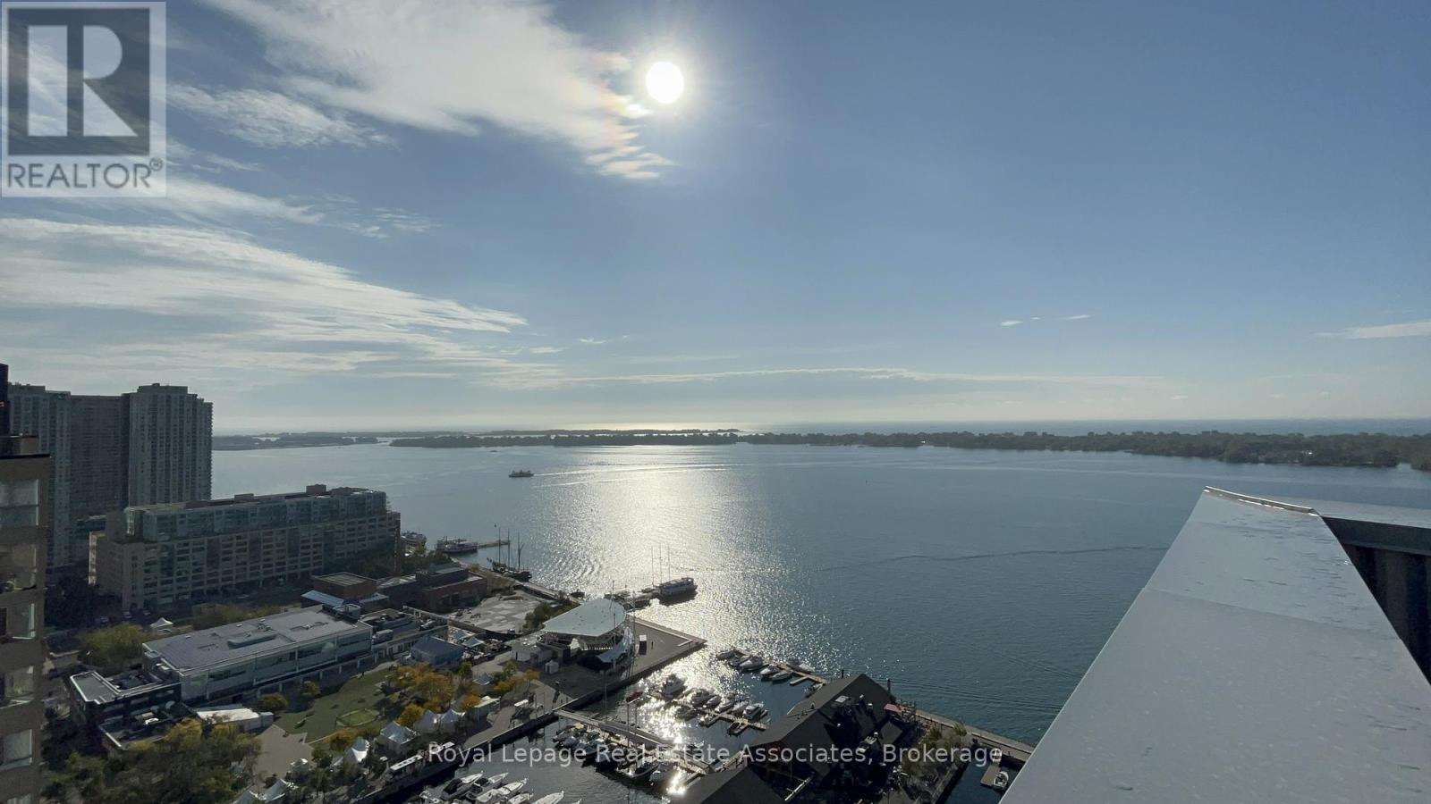 2603 - 270 Queens Quay W, Toronto, Ontario  M5J 2N4 - Photo 16 - C12957236