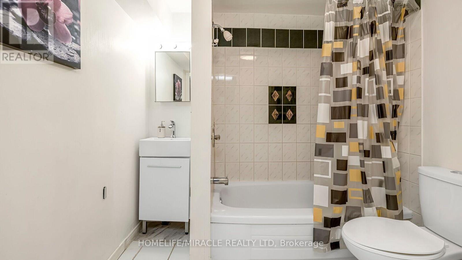 52 - 1290 Bridletowne Circle, Toronto, Ontario  M1W 2V4 - Photo 43 - E12957128