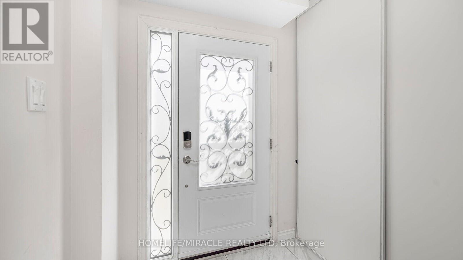 52 - 1290 Bridletowne Circle, Toronto, Ontario  M1W 2V4 - Photo 6 - E12957128