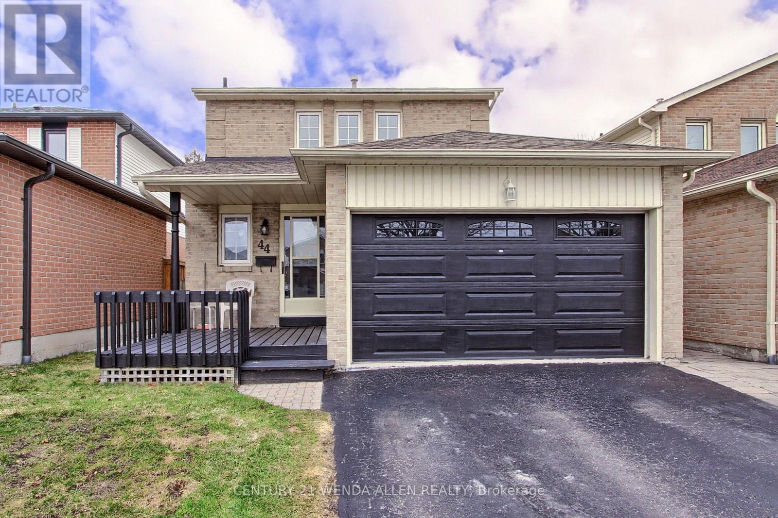 44 BASHFORD ROAD, Ajax, Ontario