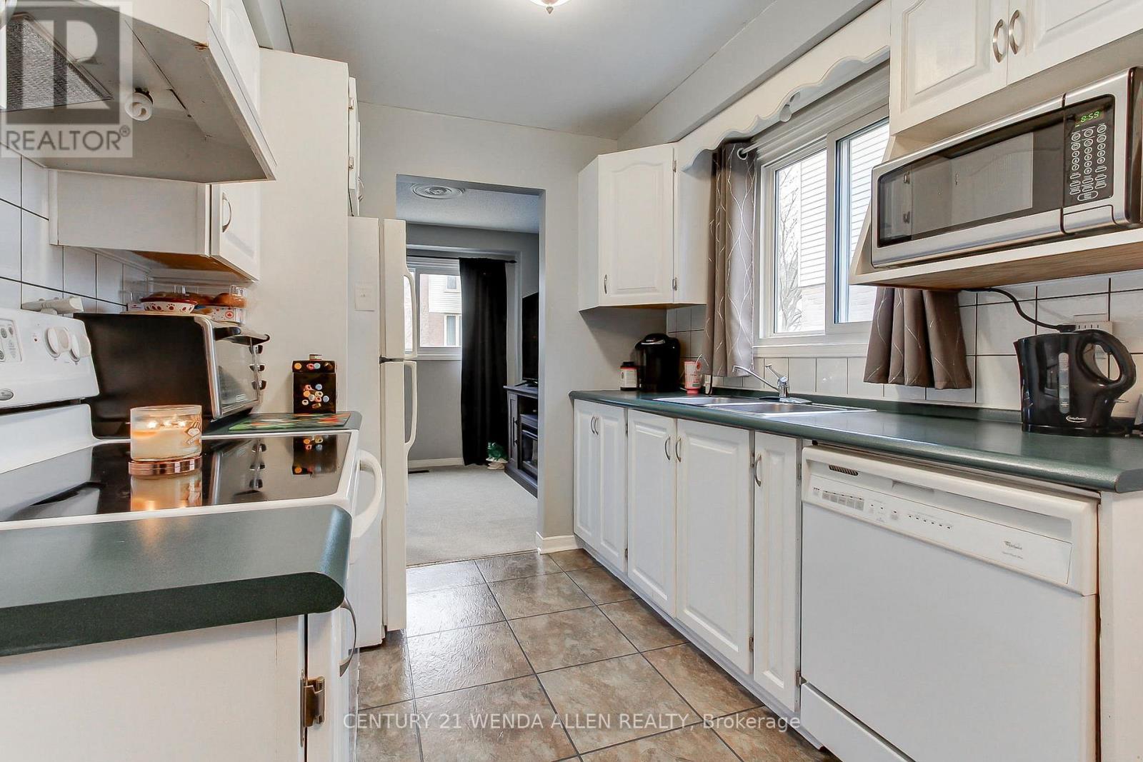 44 Bashford Road, Ajax, Ontario  L1S 3Y2 - Photo 8 - E12957176