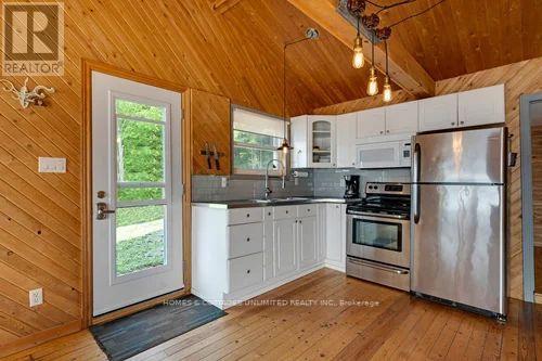 185 Maple Hollow Drive, Lanark Highlands, Ontario  K0G 1M0 - Photo 8 - X12957124