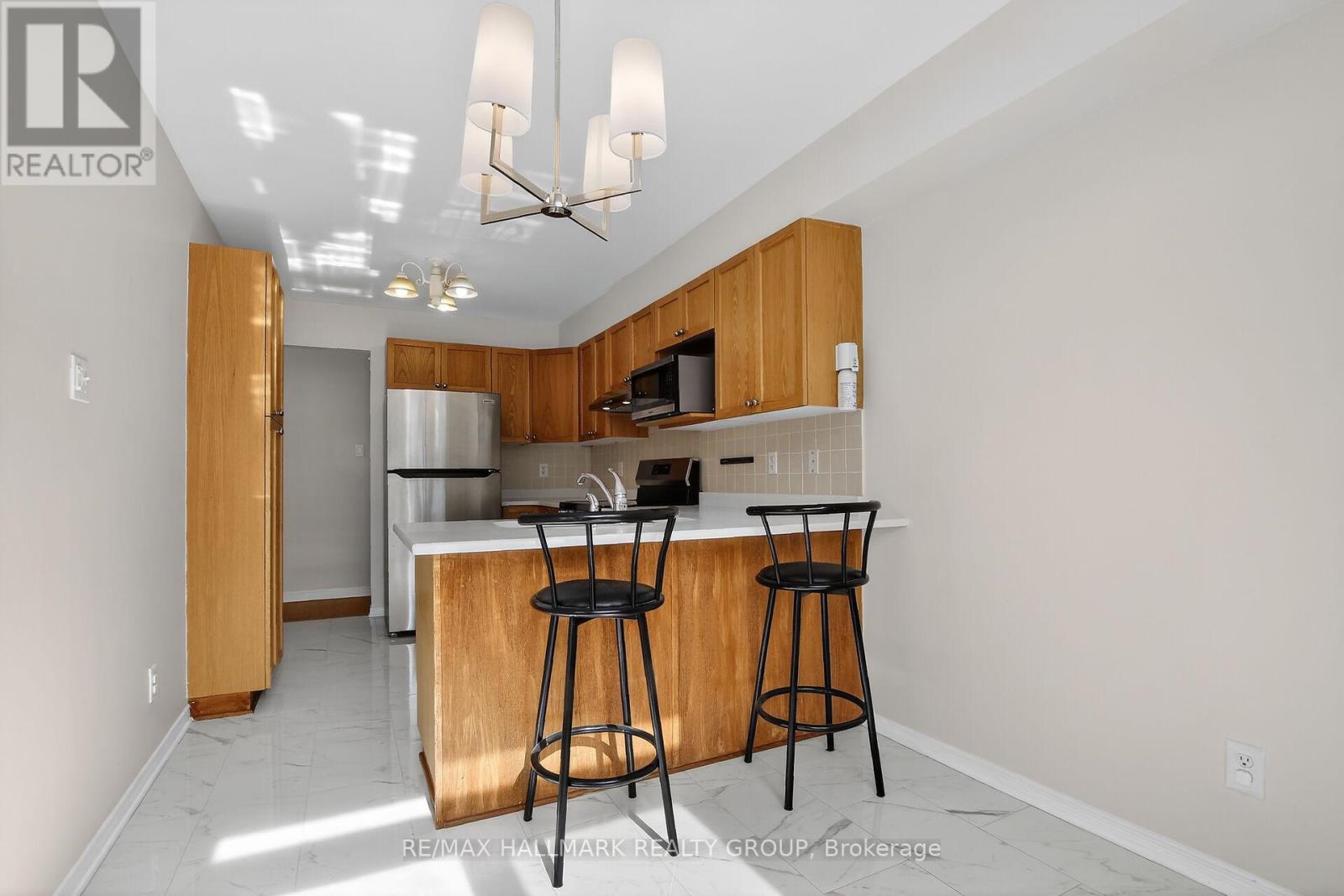 1008 Klondike Road N, Ottawa, Ontario  K2K 0C3 - Photo 12 - X12957194