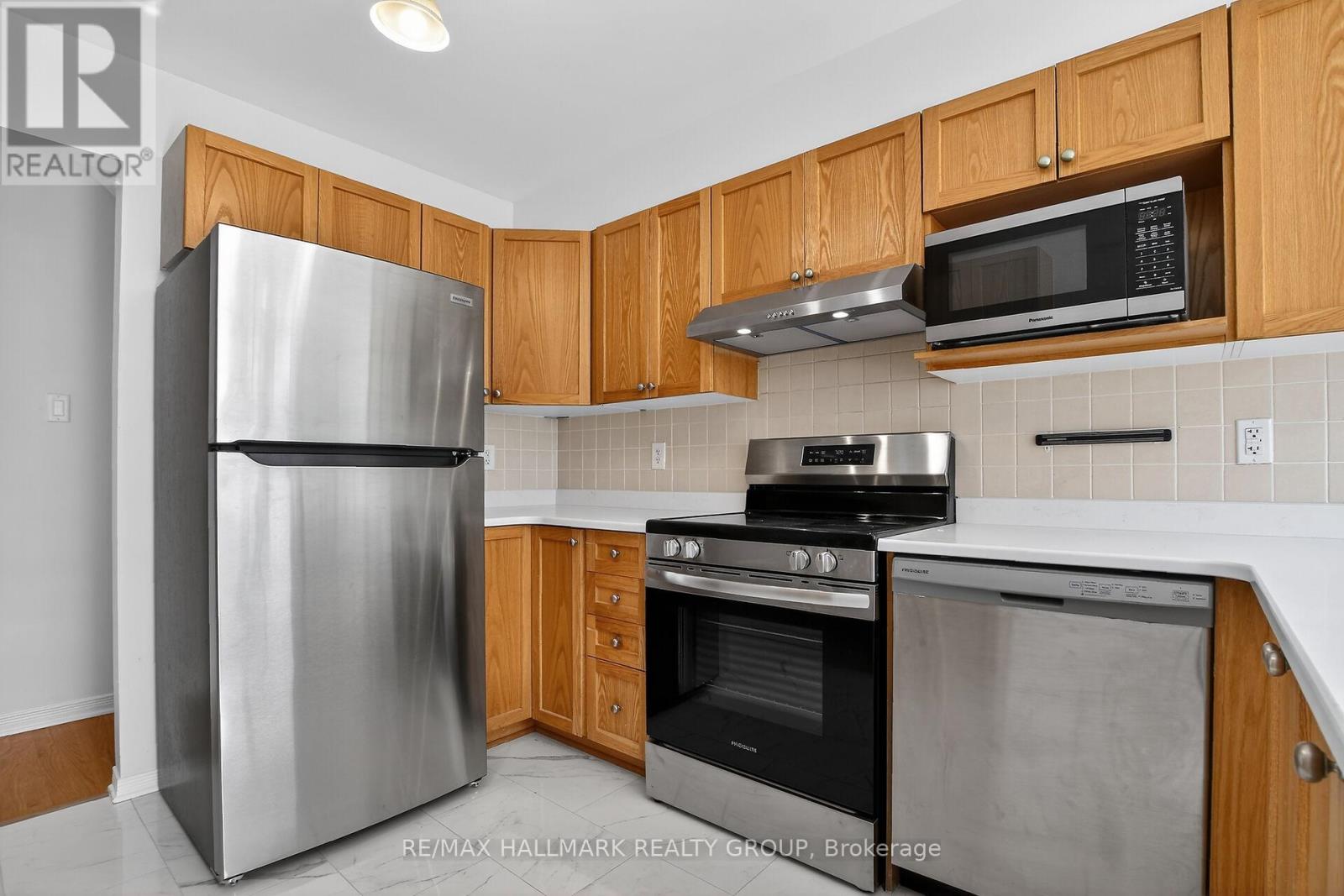 1008 Klondike Road N, Ottawa, Ontario  K2K 0C3 - Photo 16 - X12957194