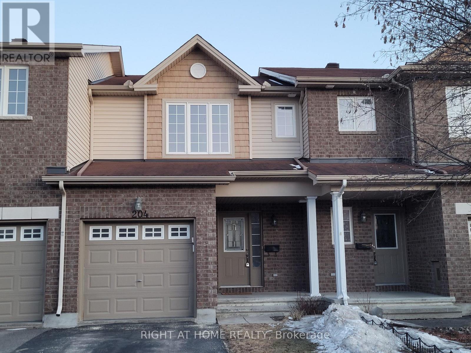 204 ROLLING MEADOW CRESCENT, ottawa, Ontario