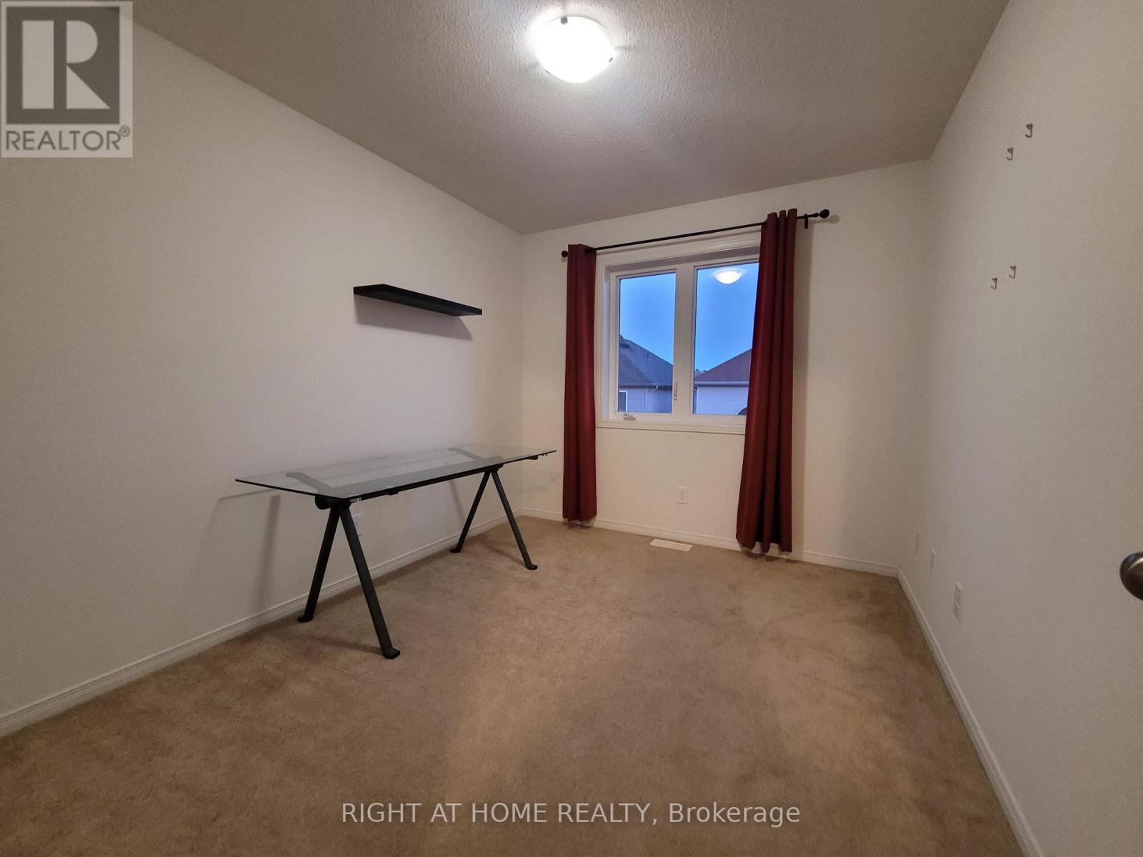 204 Rolling Meadow Crescent, Ottawa, Ontario  K1W 0B1 - Photo 18 - X12957234