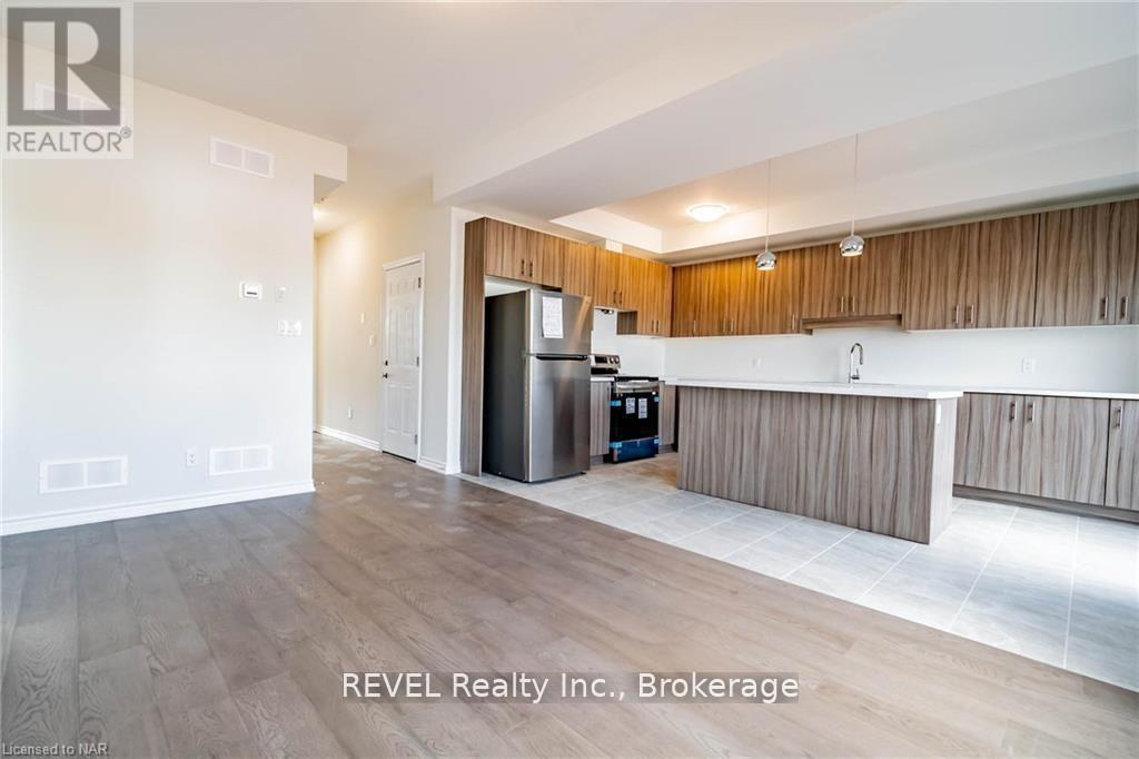 77 Renfrew Trail, Welland, Ontario  L3C 0K2 - Photo 14 - X12957200