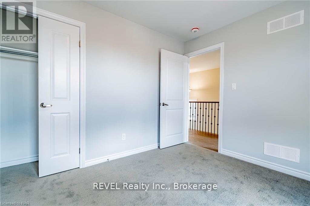 77 Renfrew Trail, Welland, Ontario  L3C 0K2 - Photo 25 - X12957200