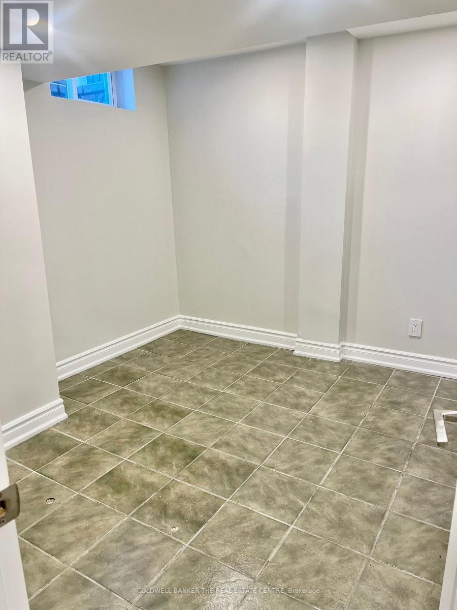 28 El Dorado Street, Richmond Hill, Ontario  L4C 0G9 - Photo 10 - N12957180