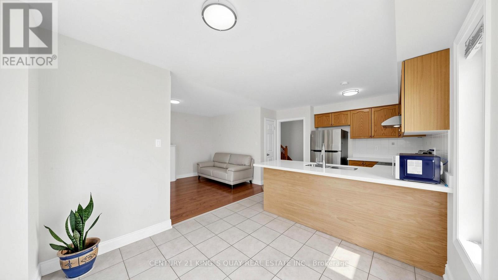 87 Peshawar Avenue, Markham, Ontario  L3R 9V3 - Photo 18 - N12957190