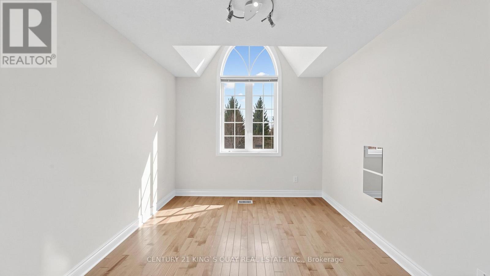 87 Peshawar Avenue, Markham, Ontario  L3R 9V3 - Photo 27 - N12957190