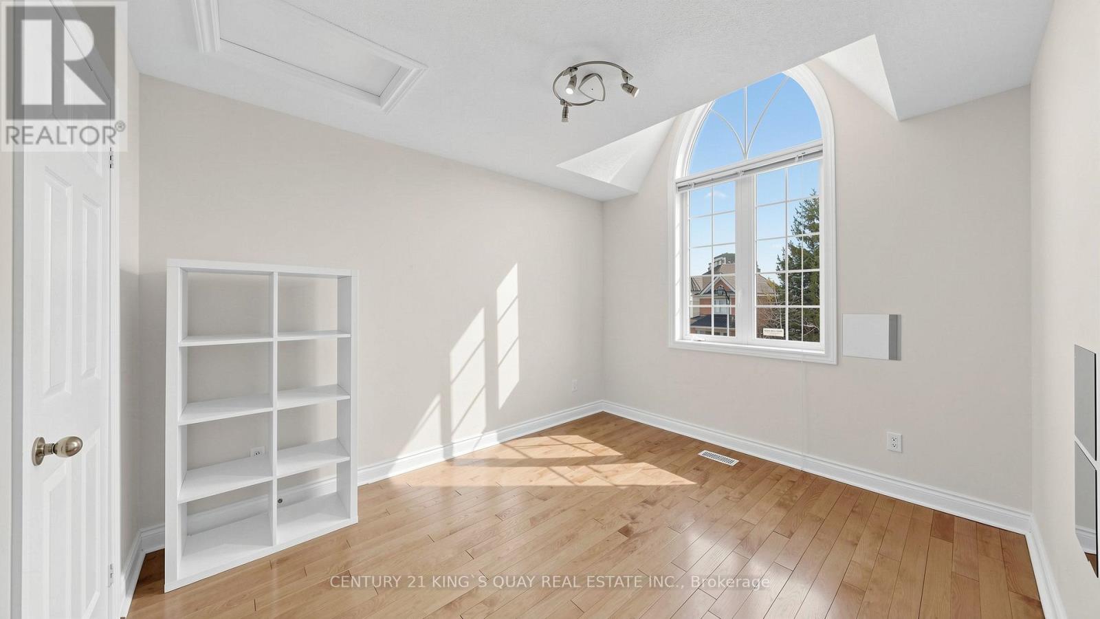 87 Peshawar Avenue, Markham, Ontario  L3R 9V3 - Photo 28 - N12957190