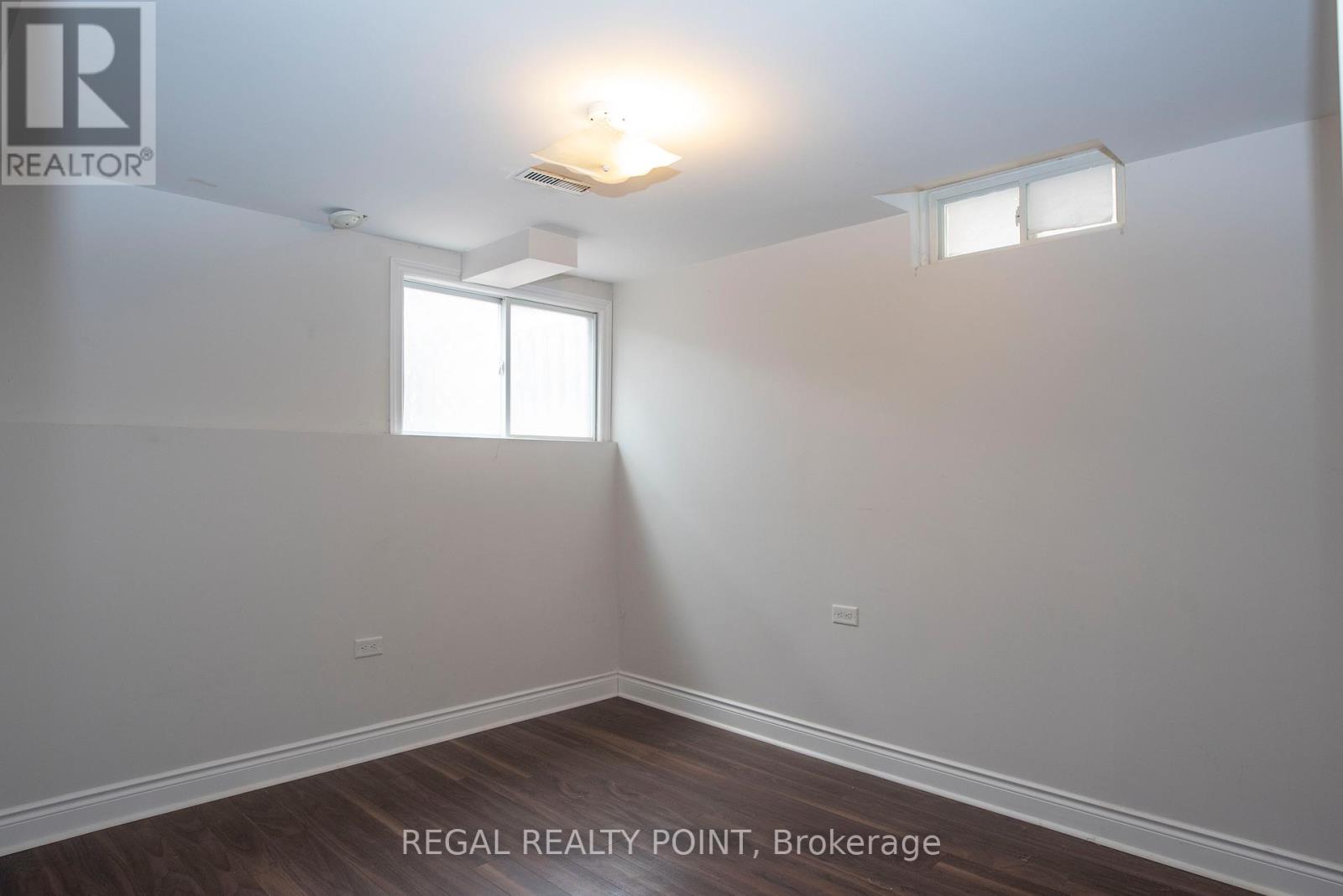 #basement - 14 Mandel Crescent, Richmond Hill, Ontario  L4C 9Z1 - Photo 10 - N12957210