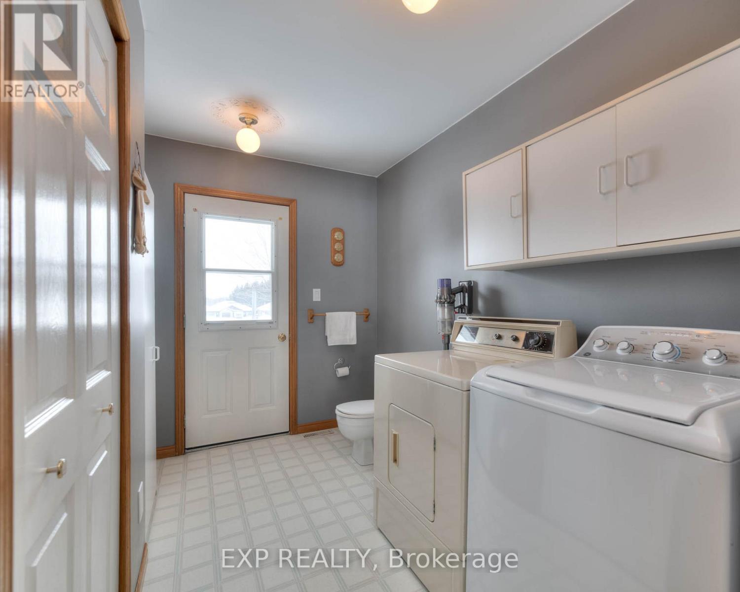 763 Sports Drive, Huron East, Ontario  N0G 1H0 - Photo 14 - X12927104