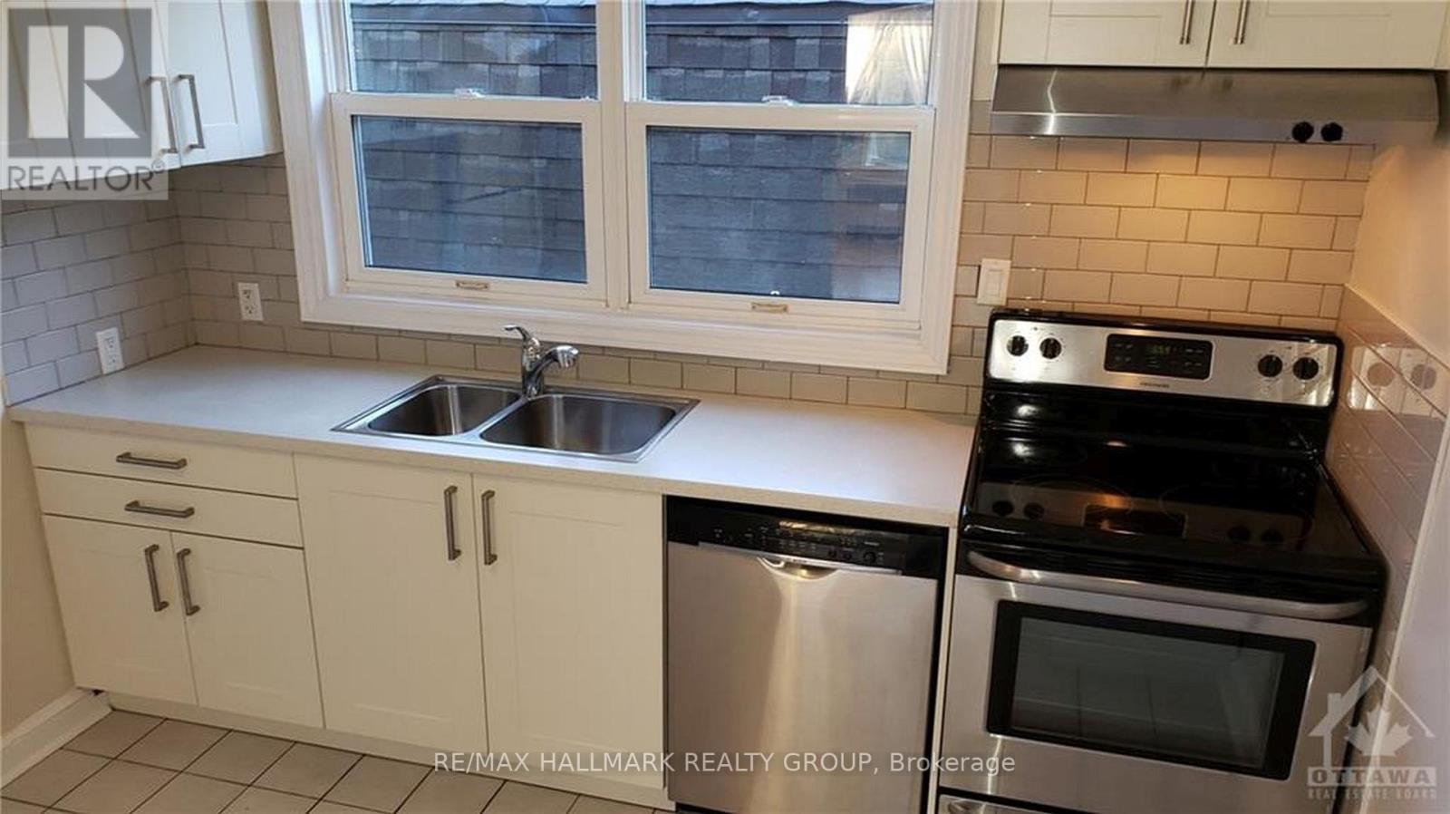 5 - 310 Byron Avenue, Ottawa, Ontario  K1Z 6Z1 - Photo 3 - X12797366