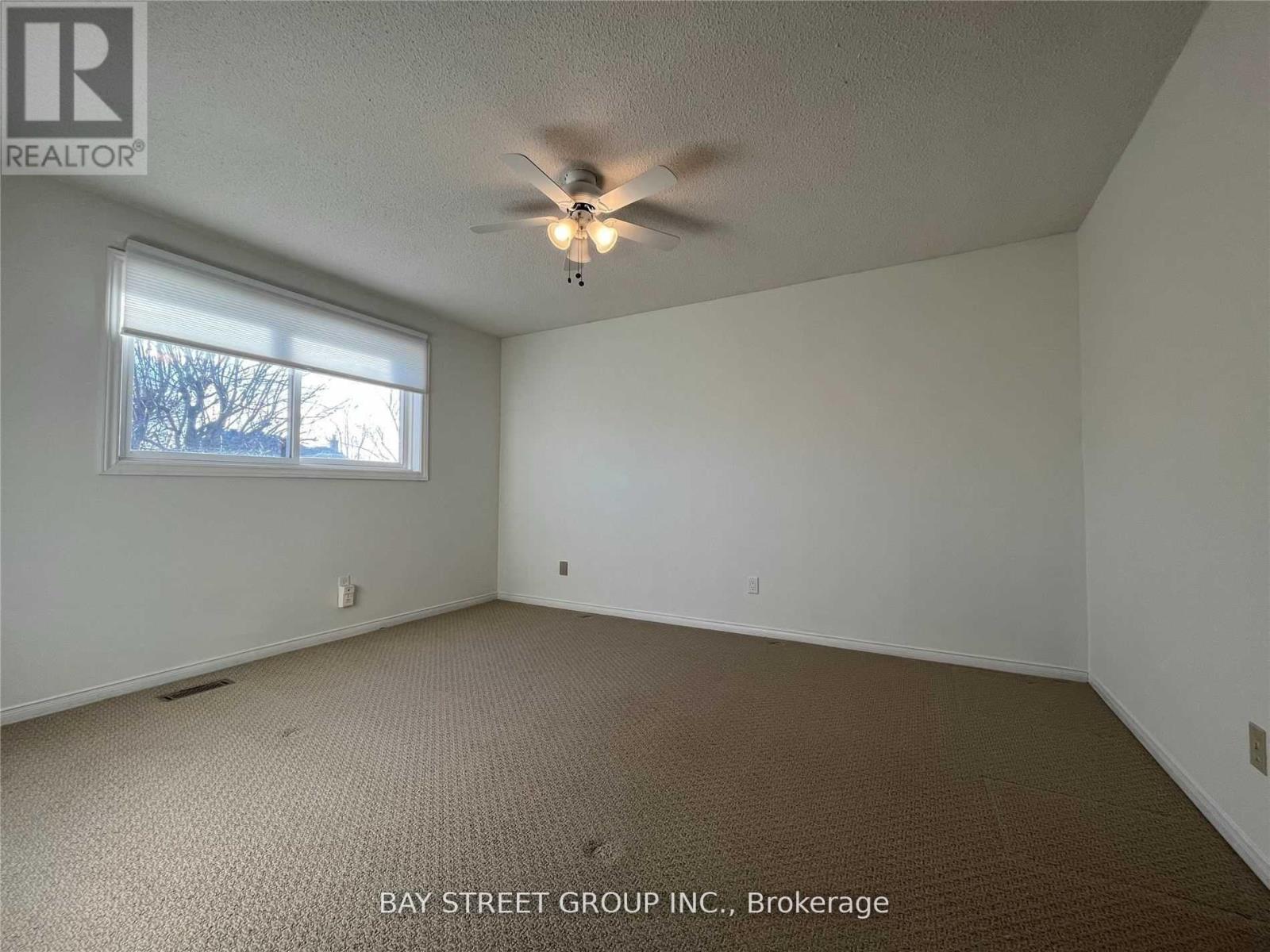 342 Carrier Lane, Oakville, Ontario  L6H 5G6 - Photo 20 - W12957130